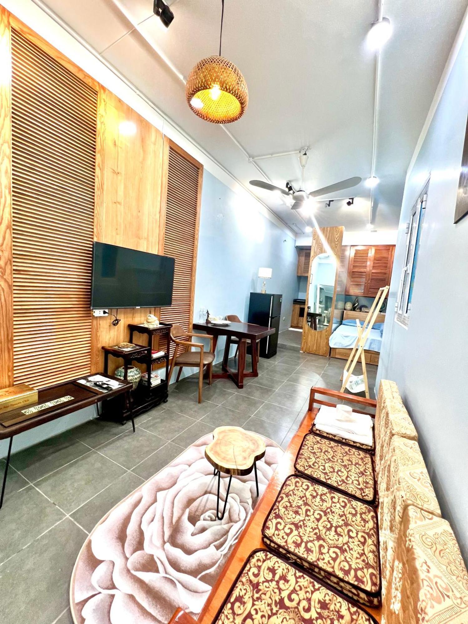 Azalea Apartment Hanoi Buitenkant foto