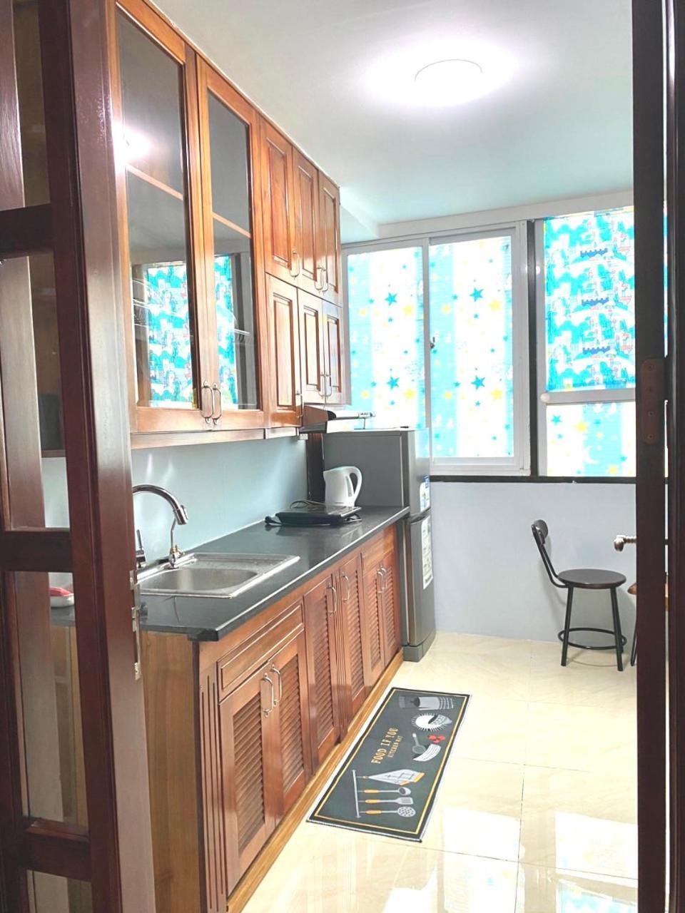 Azalea Apartment Hanoi Buitenkant foto