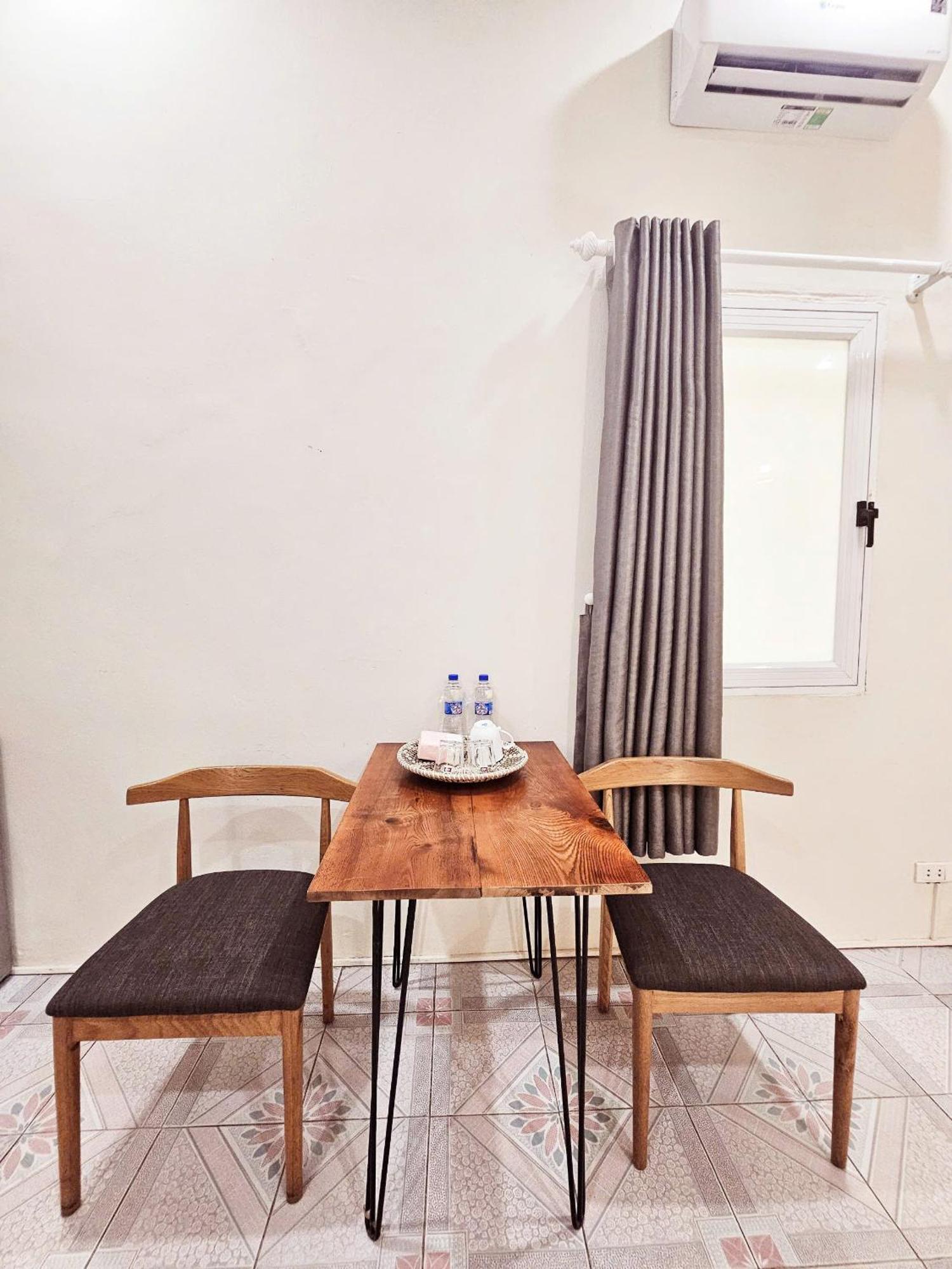 Azalea Apartment Hanoi Buitenkant foto