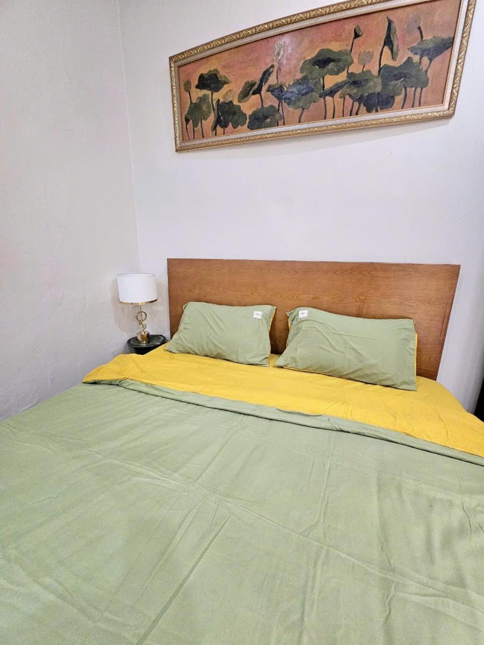 Azalea Apartment Hanoi Buitenkant foto