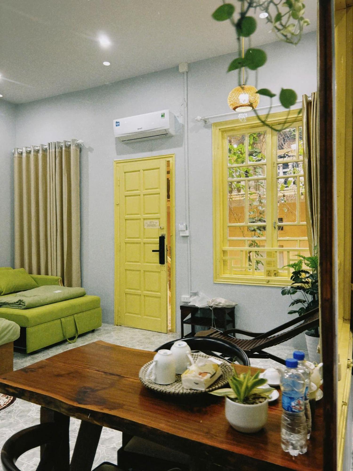 Azalea Apartment Hanoi Buitenkant foto